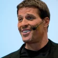 25 motivational quotes from tony robbins